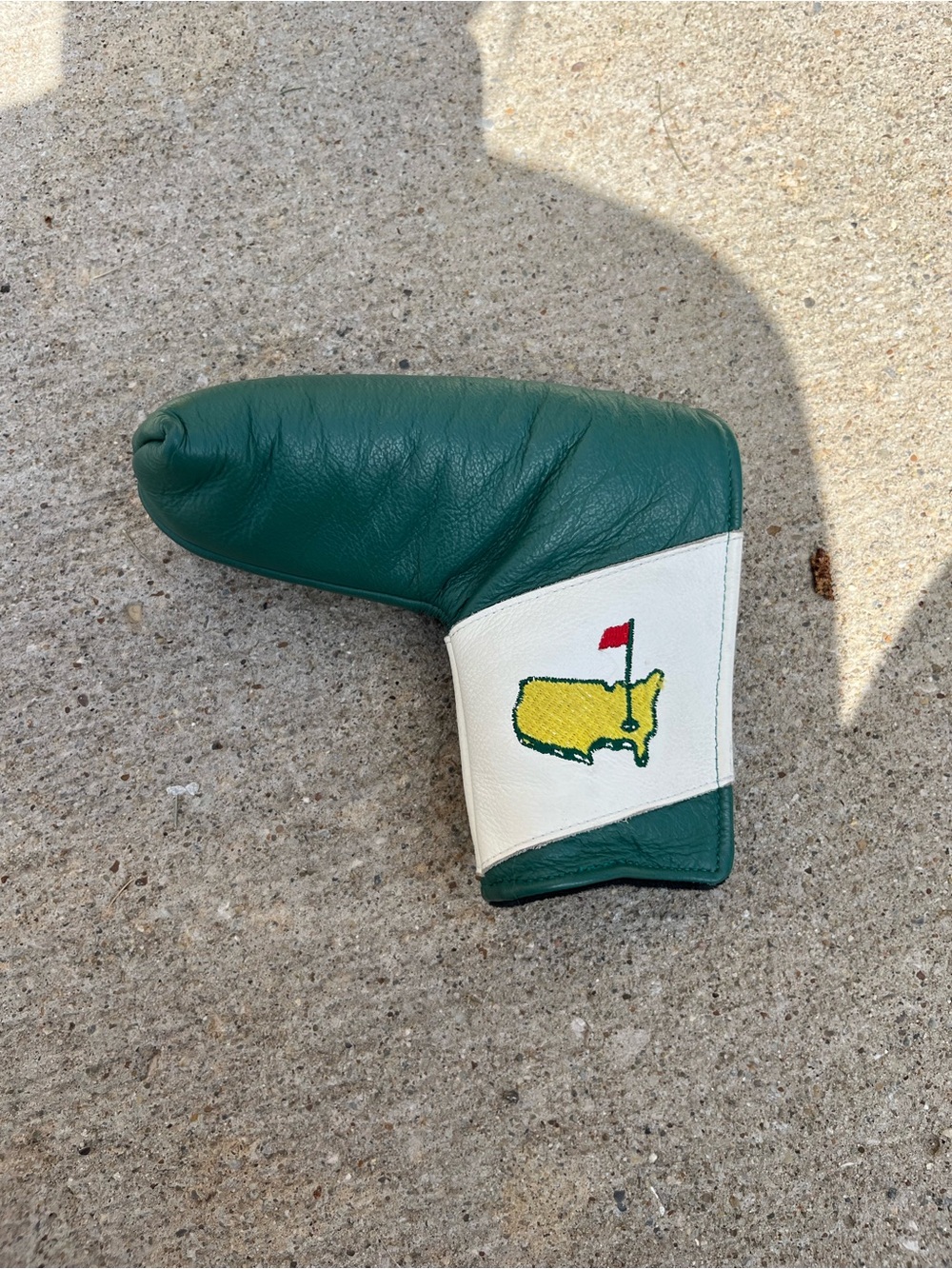 Green & White Golf Blade Putter Headcover with masters logo